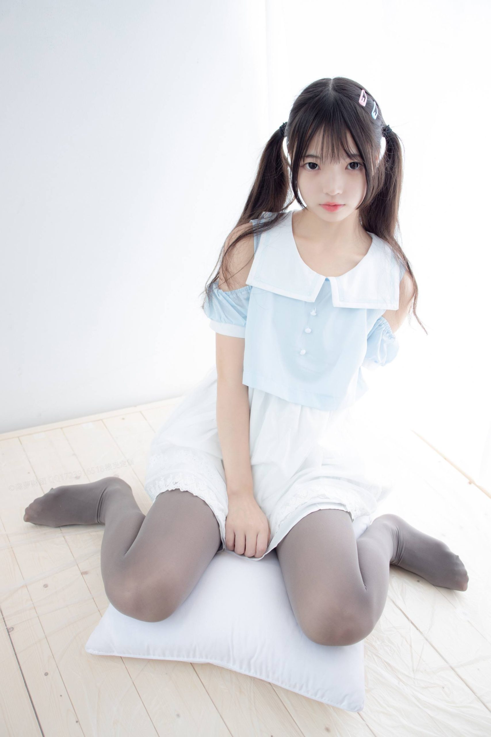 图片[5]-超级甜美的灰丝小姑娘【86P】20005-无忧兔兔