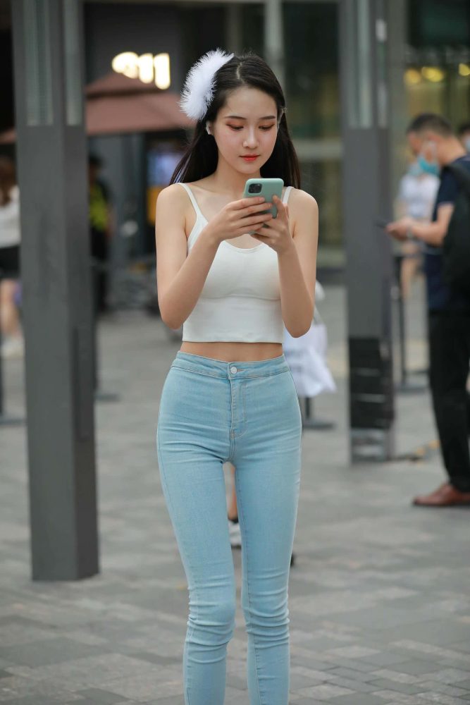 非常漂亮的牛仔裤女孩【98P】J2144-无忧兔兔
