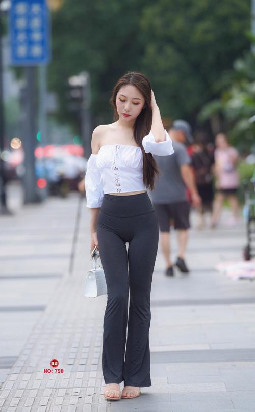 身材非常哇塞的瑜伽裤女孩  J1333 521P6V-21.6GB-无忧兔兔