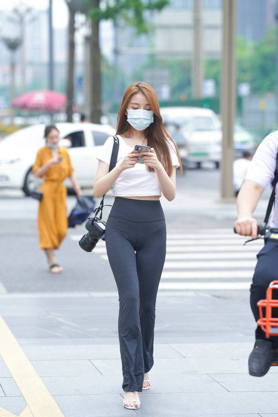 图片[3]-玩单反机的瑜伽裤女孩  J1270 498P5V-28.6GB-无忧兔兔