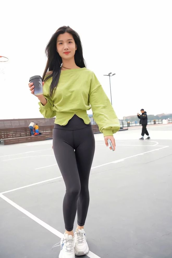 绿色瑜伽裤女孩很开心 J1519 1094P1V-27.6GB-无忧兔兔