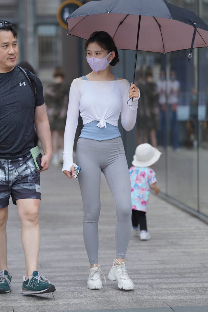 街拍逛街的瑜伽裤小女人  J2874 36P-469MB-无忧兔兔