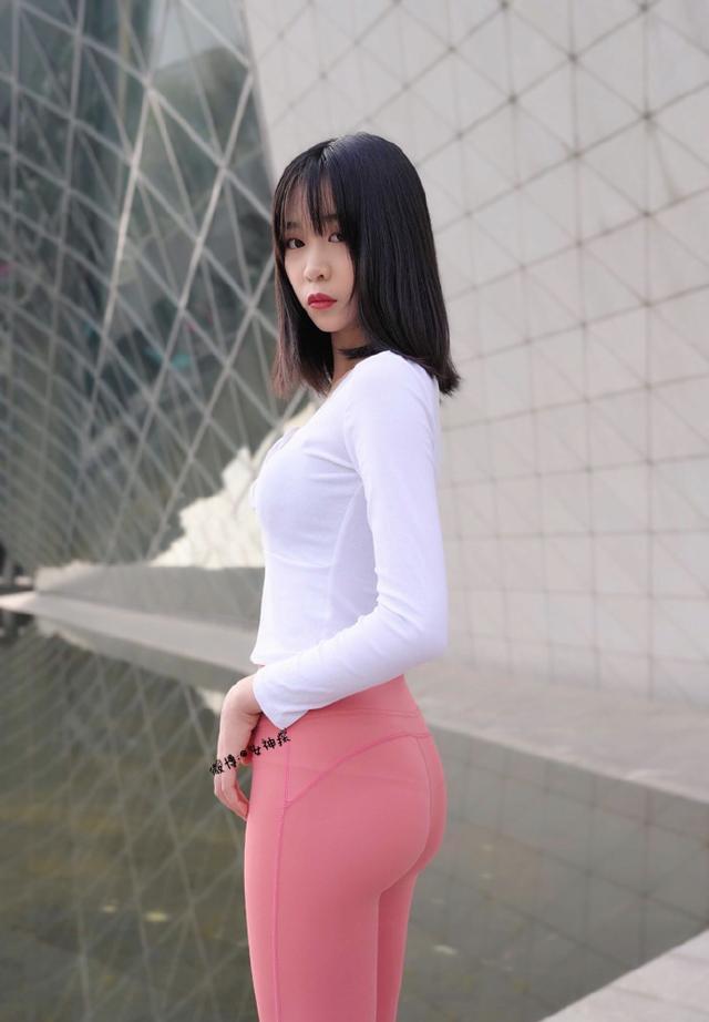 图片[4]-粉色瑜伽裤年轻女孩 J1311 417P17V-14.9GB-无忧兔兔
