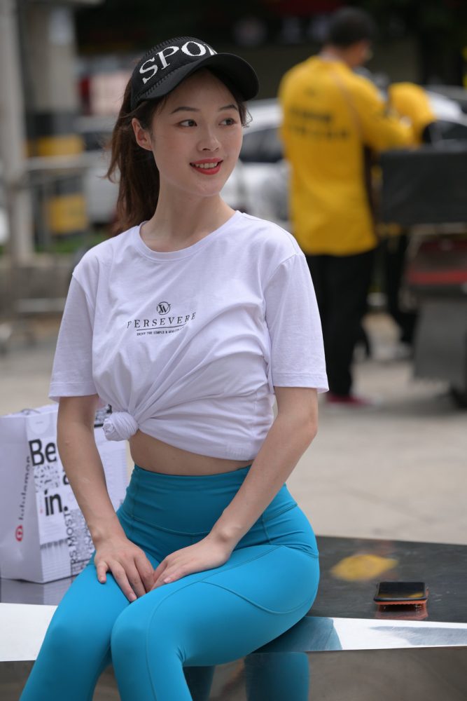 图片[2]-蓝色瑜伽裤阳光女孩J2095 611P1V-21.8GB-无忧兔兔