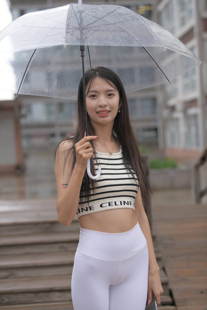 打伞的白色瑜伽裤女孩J2986 622P1V-22.06GB-无忧兔兔