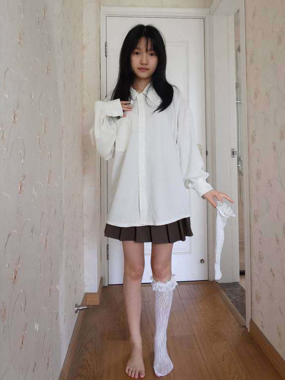 百褶裙可爱又大方的小姑娘【122P】20002-无忧兔兔