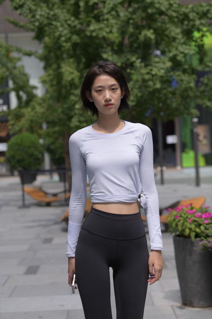 图片[1]-短发长腿的女生J2791 292P-5.71GB-无忧兔兔