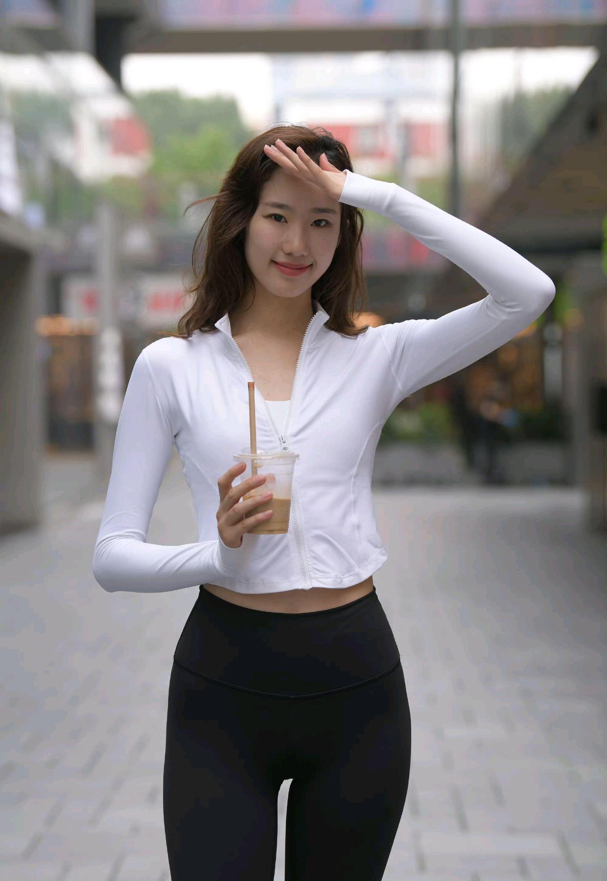 图片[4]-像刘亦菲的黑色瑜伽裤女孩J2237 340P1V-14.8GB-无忧兔兔