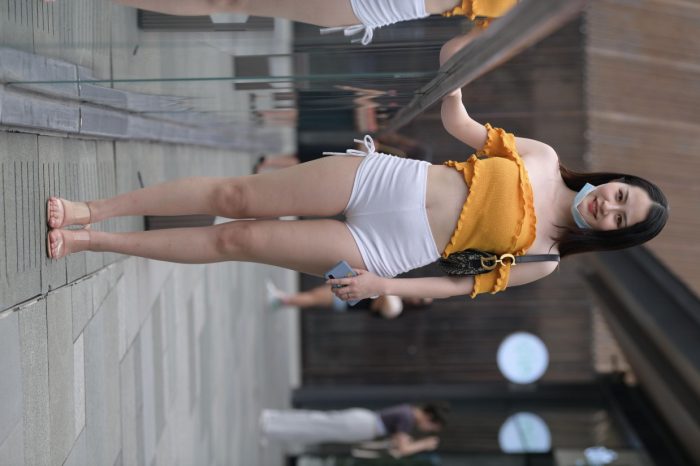 高腰白色短裤的漂亮女孩【767P】00065-无忧兔兔