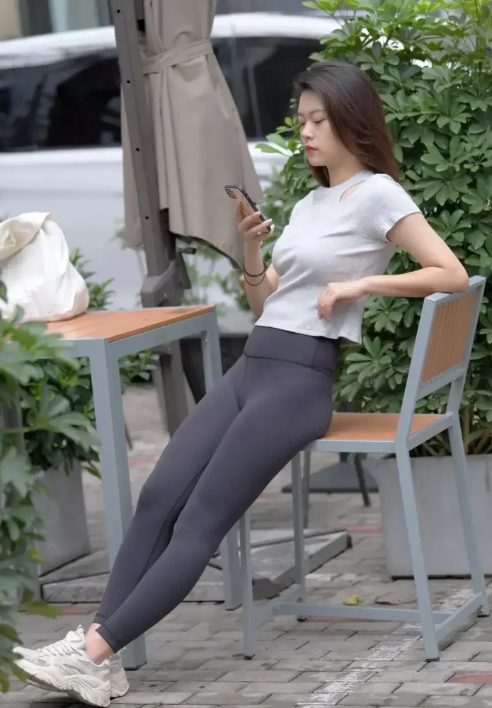 图片[4]-黑色瑜伽裤靓丽女孩J2200 905P1V-30.5GB-无忧兔兔