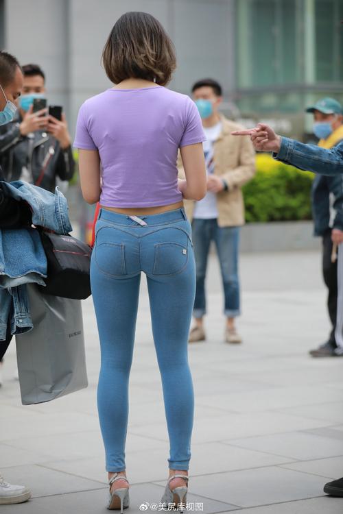 图片[4]-爱笑的短发紧身牛仔裤姑娘J1911 114P12V-7.29GB-无忧兔兔