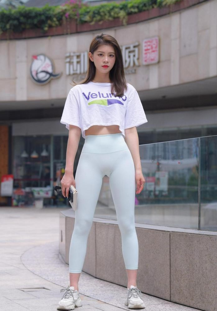 图片[1]-这个瑜伽裤女孩真的很漂亮 J1960 815P1V-28.9GB-无忧兔兔