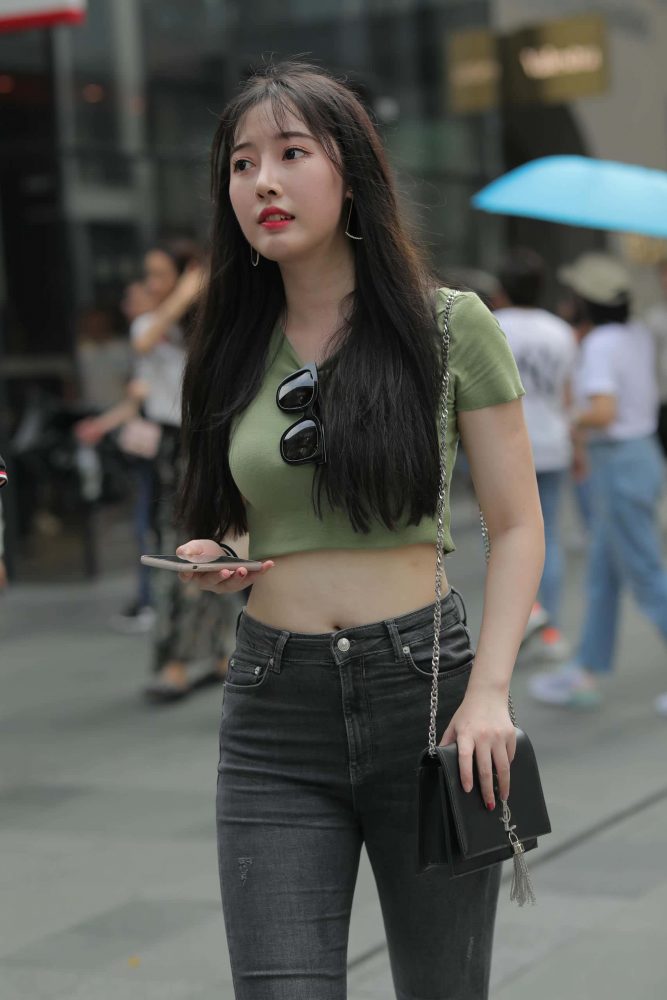 甜美靓丽牛仔裤女孩 【106P】J4144-无忧兔兔