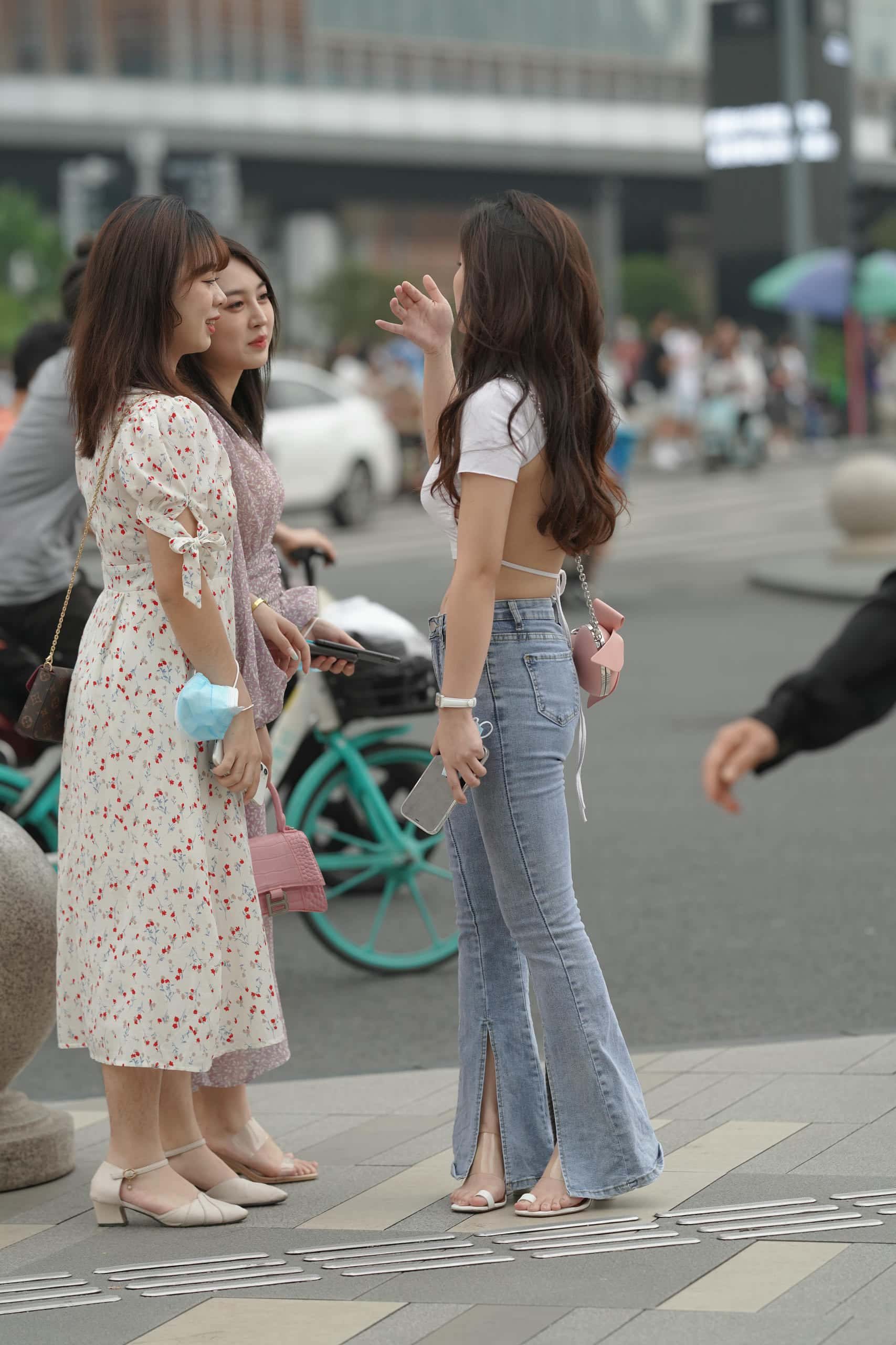 图片[5]-爱笑的蓝色紧身牛仔裤妹子【137P】P0220-无忧兔兔